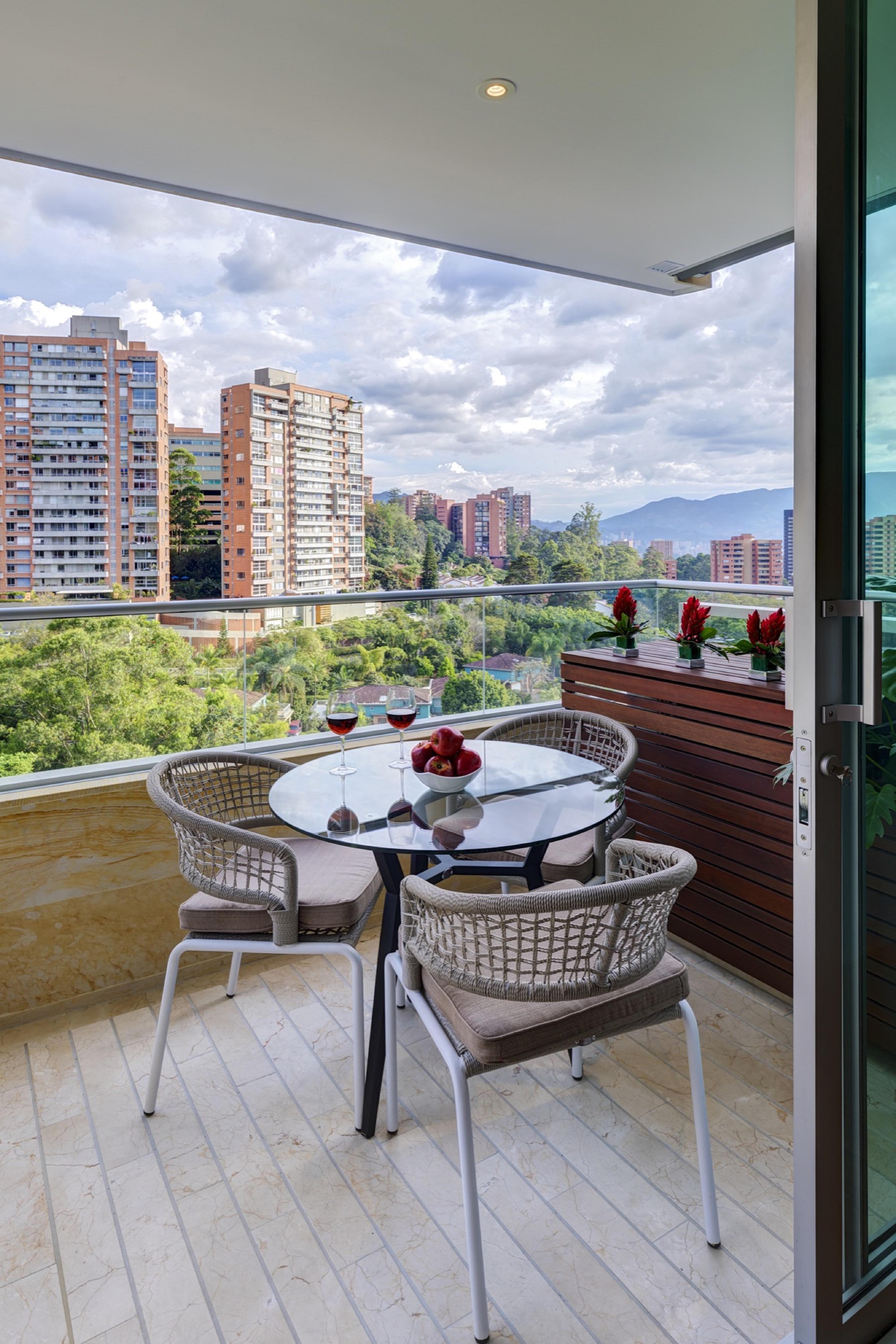 Estelar La Torre Suites Medellin Bagian luar foto